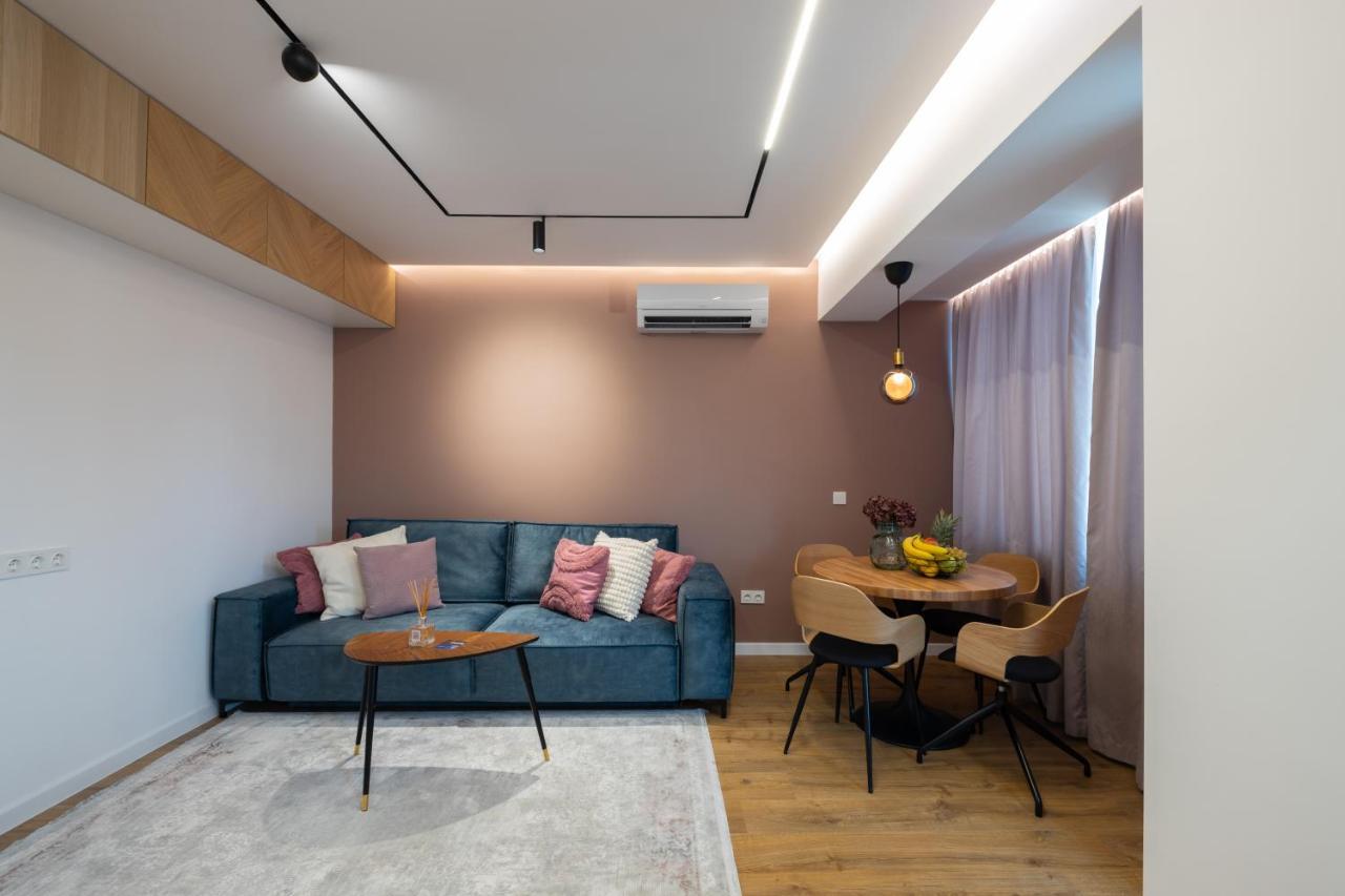 Opal Beachfront Apartment Варна Экстерьер фото
